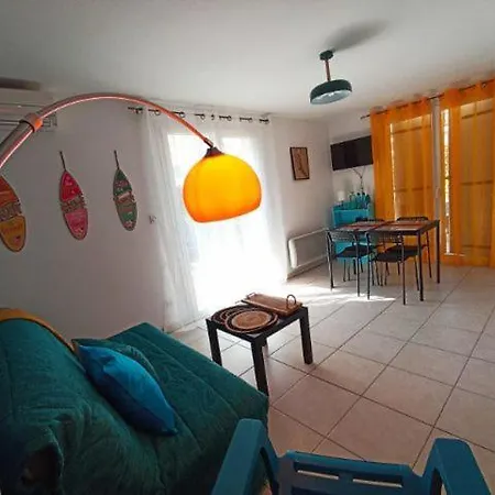 Le De Marilou Classe 3 Etoiles Pont D'arc, Privee Piscine Casa de Férias Vallon-Pont-dʼArc
